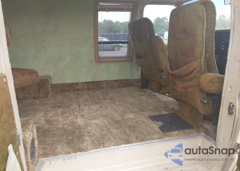 1984 Ford Econoline E150 Van из США, поврежденный, VIN 1FTDE14Y5EHB85079